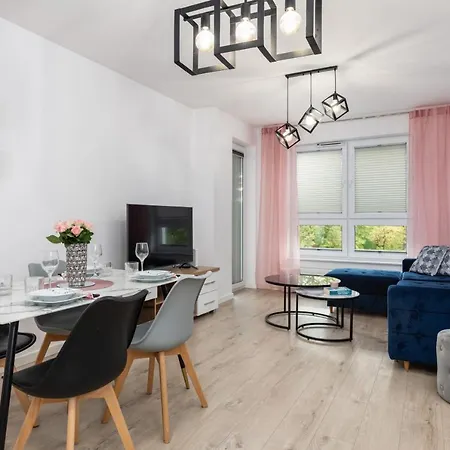 Apartament Four Season By Reners *