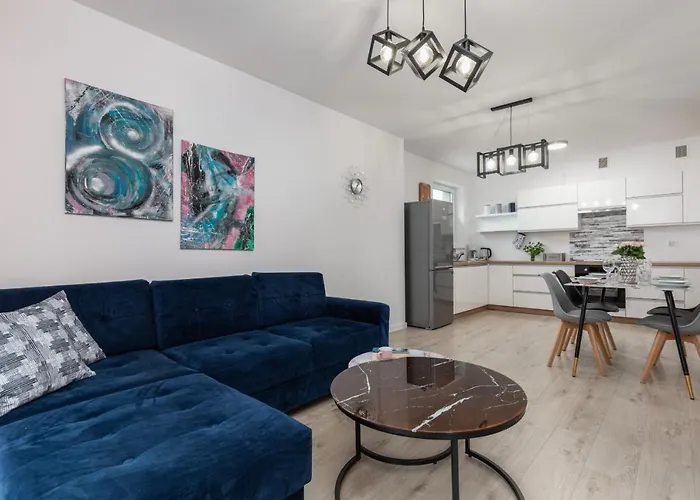 Four Season By Renters *