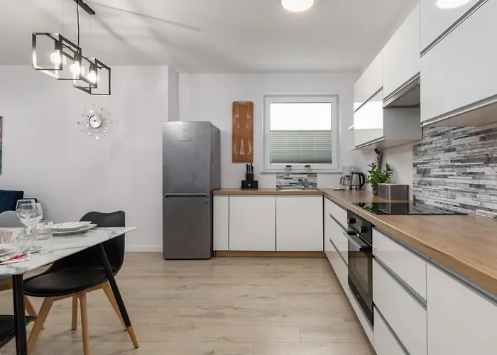 Four Season By Renters *