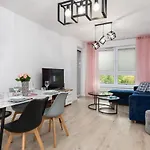 Apartment Four Season By Renters *