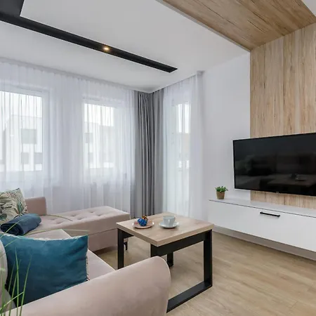 Four Season By Renters